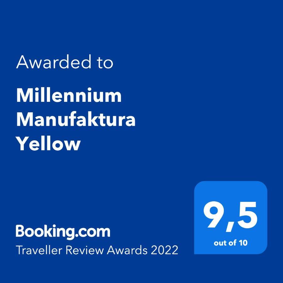 Millennium Manufaktura Yellow Warsaw Exterior photo